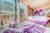 Chalet Rock 'N' Love - Bedroom Violet