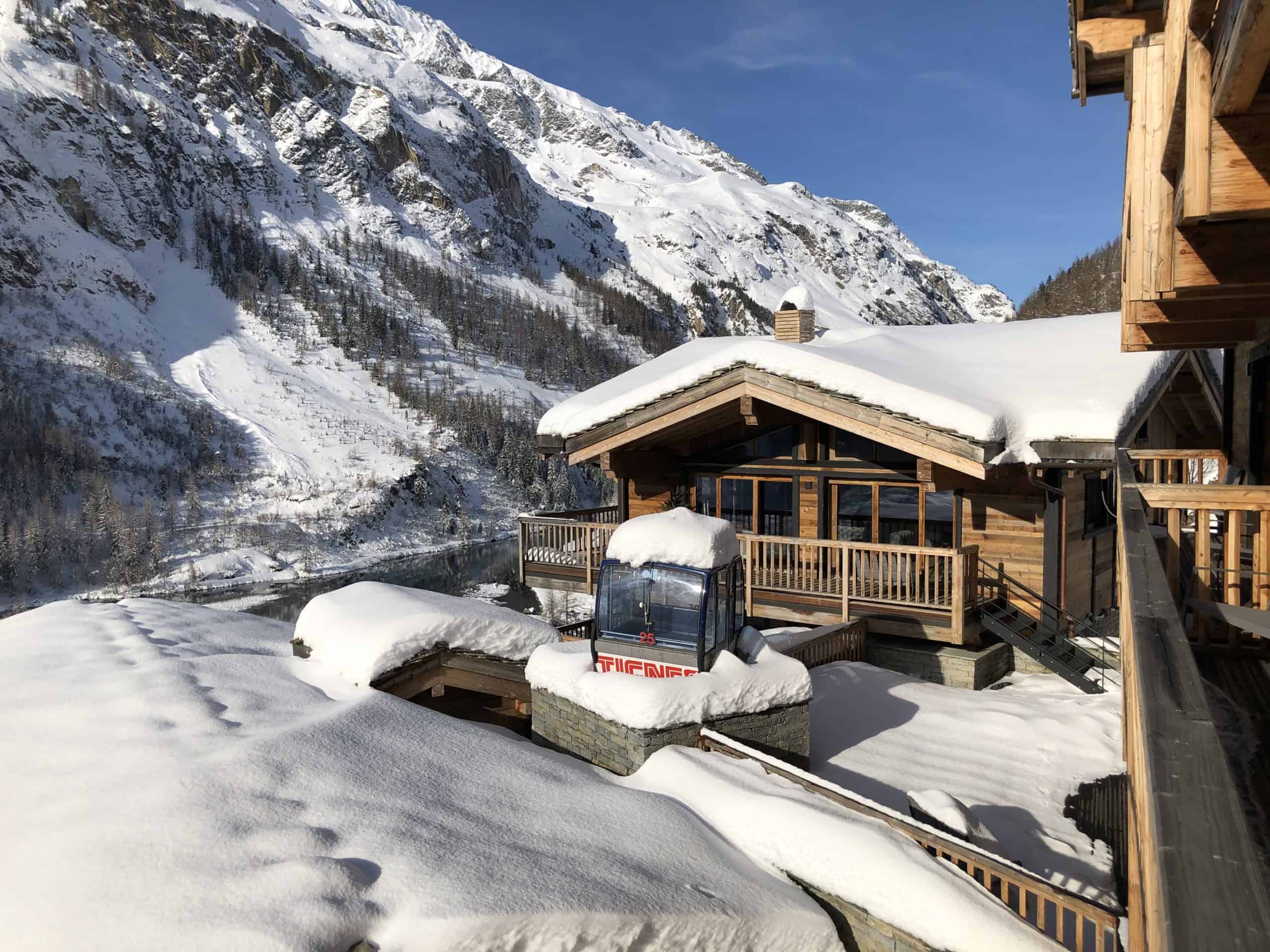 Un chalet de luxe avec vue sur la montagne